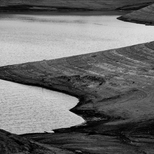 reservoir_black_white